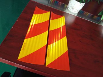 Résistant aux intempéries Ruban réfléchissant rouge et jaune pour véhicules Package 1 rouleau/boîte