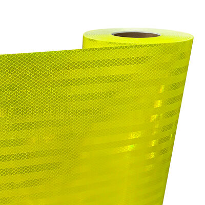 Feuille réfléchissante prismatique acrylique fluorescente de vert jaune de chaux de haute visibilité pour les panneaux de signalisation d'autobus