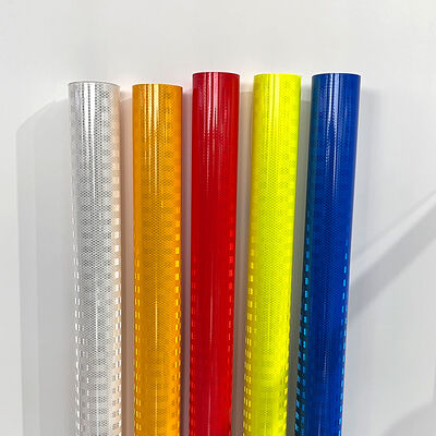 Feuille réfléchissante prismatique acrylique fluorescente de vert jaune de chaux de haute visibilité pour les panneaux de signalisation d'autobus