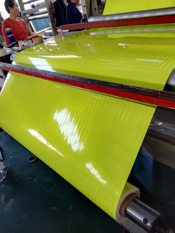 Fluorescent jaune vert chaux orange film de feuille réfléchissante micro prismatique pour une visibilité optimale des panneaux de signalisation