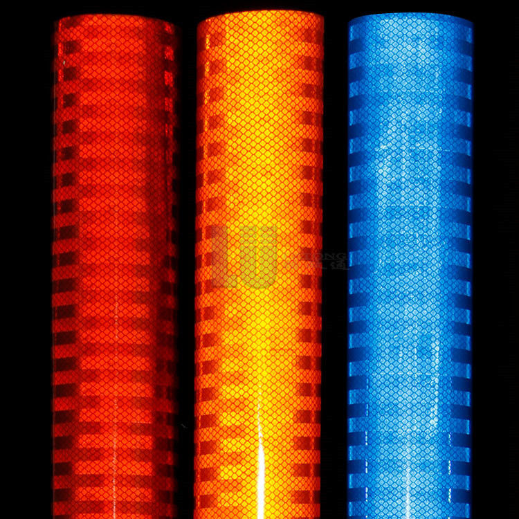 Films réfléchissants à haute visibilité de qualité ingénieur micro prismatique