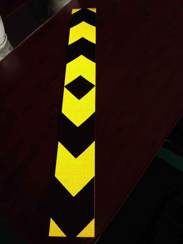 Pare-chocs arrière 2 pouces bande réfléchie noire et jaune de 3 pouces pour véhicule résistant de voitures le long