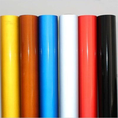 Feuille de film réfléchissant prismatique, perles de verre de qualité Super technique, durabilité extérieure de 7 ans, ASTM D4956 Type II EN12899 Ra1